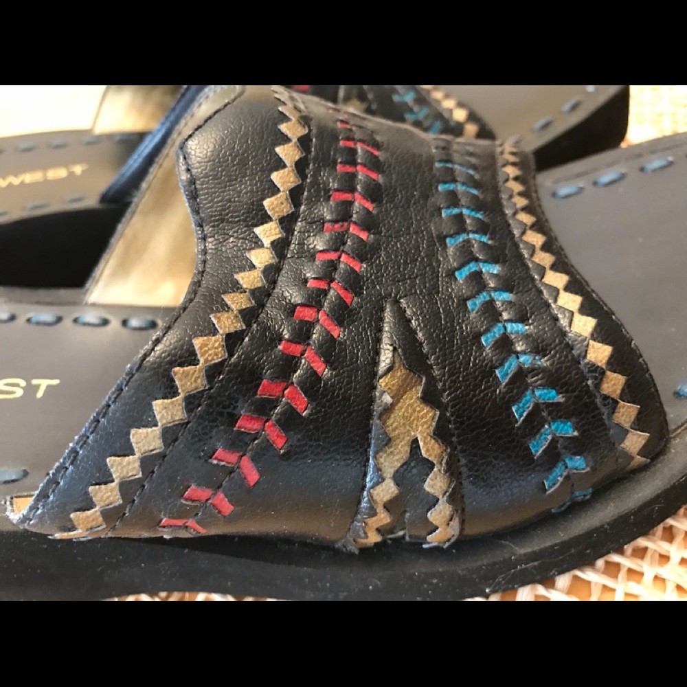NEW NINE WEST Leather Sz7 Sandal